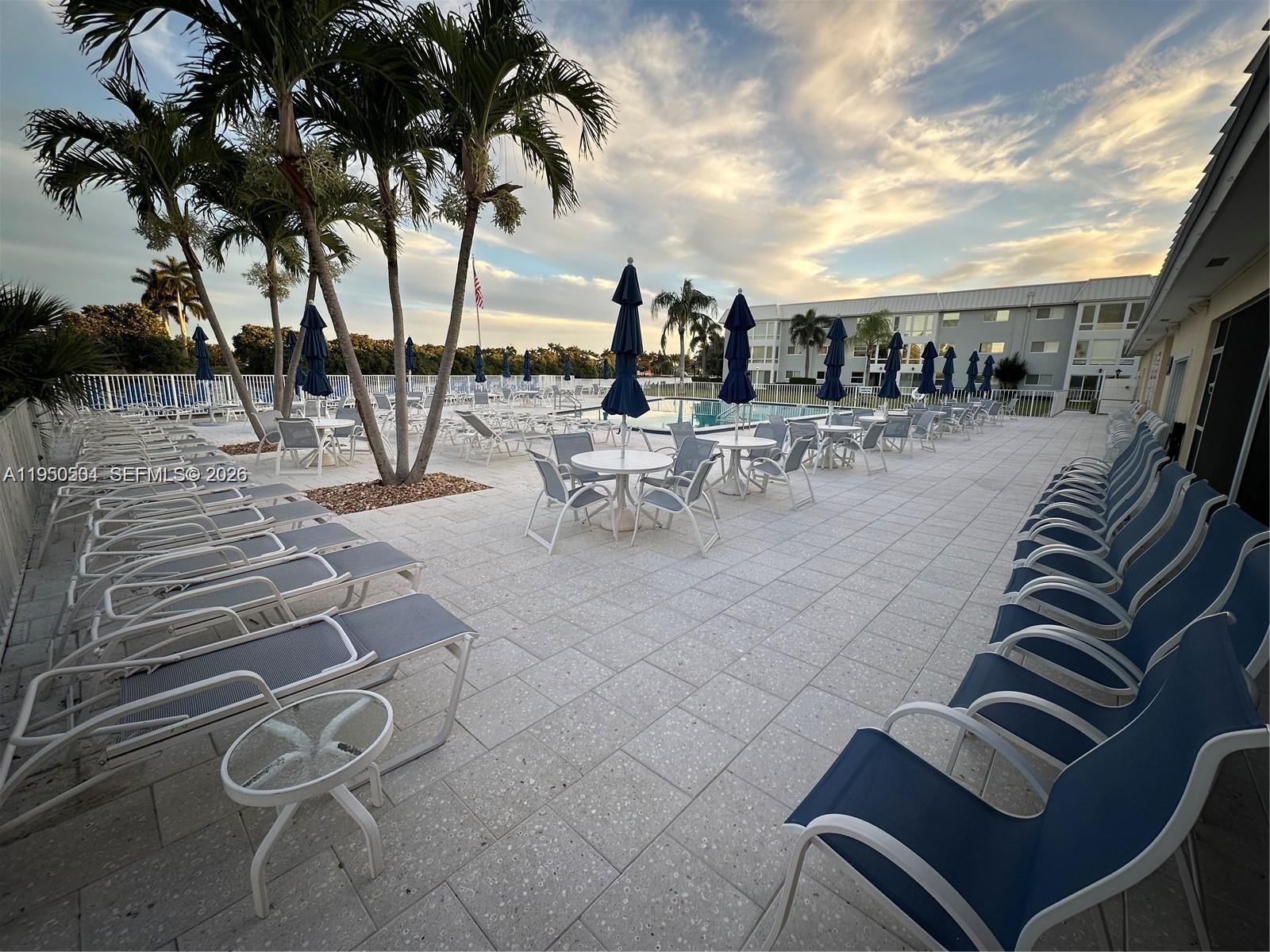 COLONIAL CLUB CONDO SEC 1 - Residential