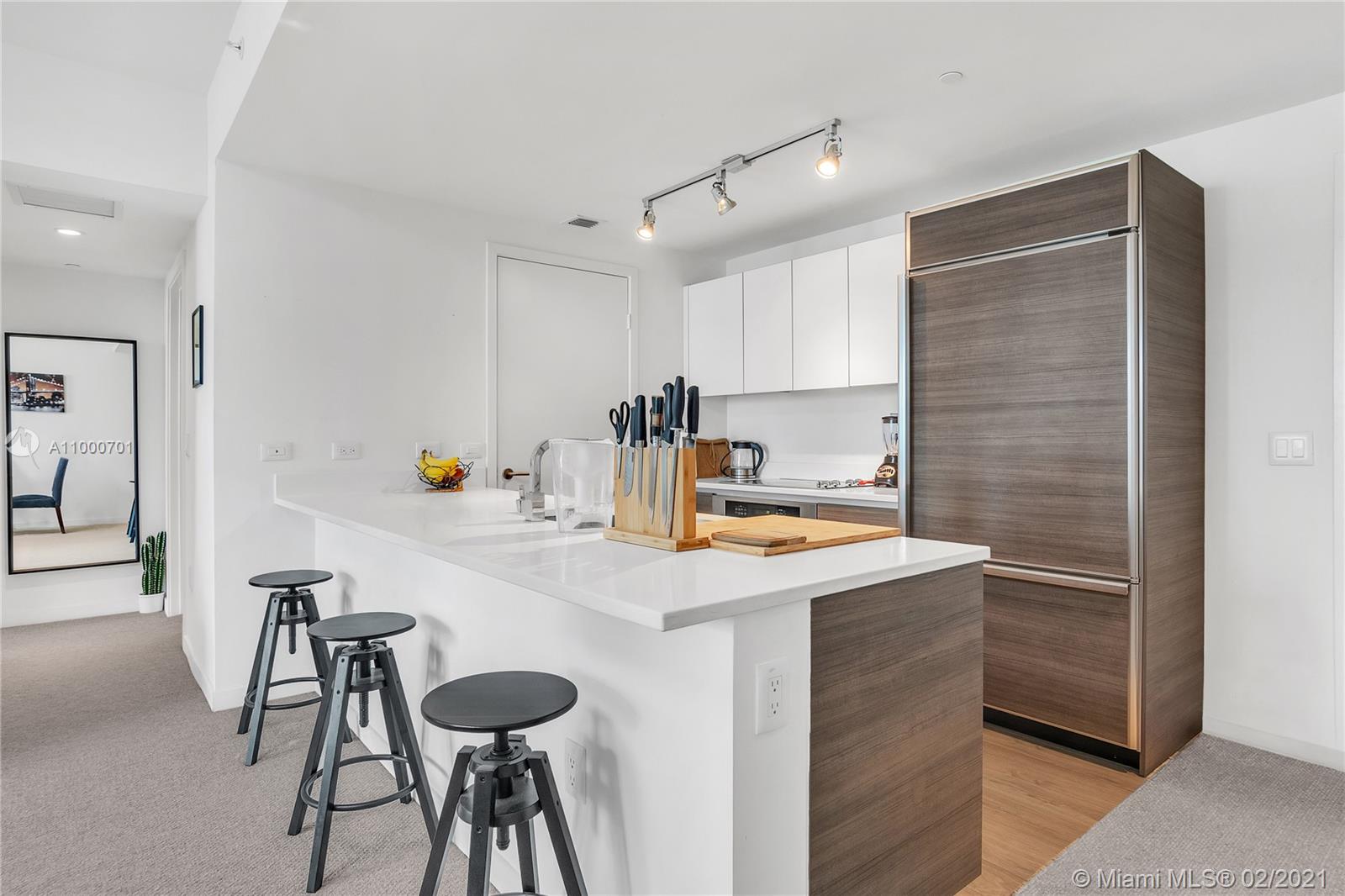 1100 MILLECENTO RESIDENCE - Residential