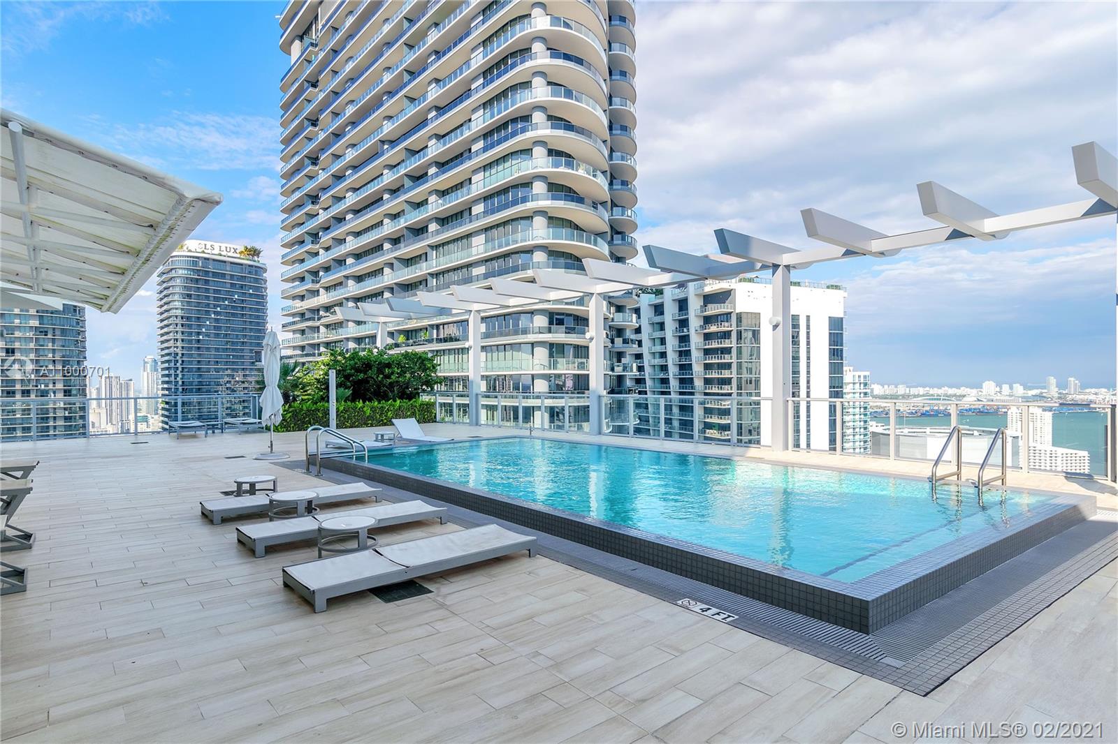 1100 MILLECENTO RESIDENCE - Residential