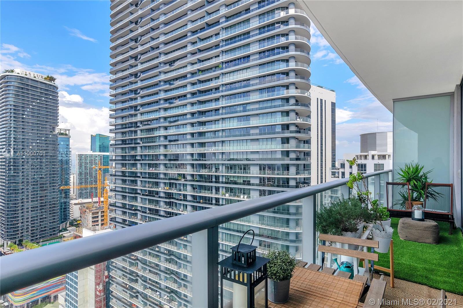 1100 MILLECENTO RESIDENCE - Residential