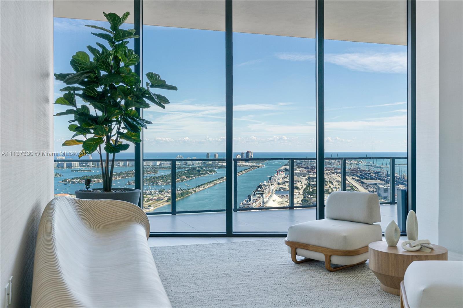 ONE THOUSAND MUSEUM - Residential