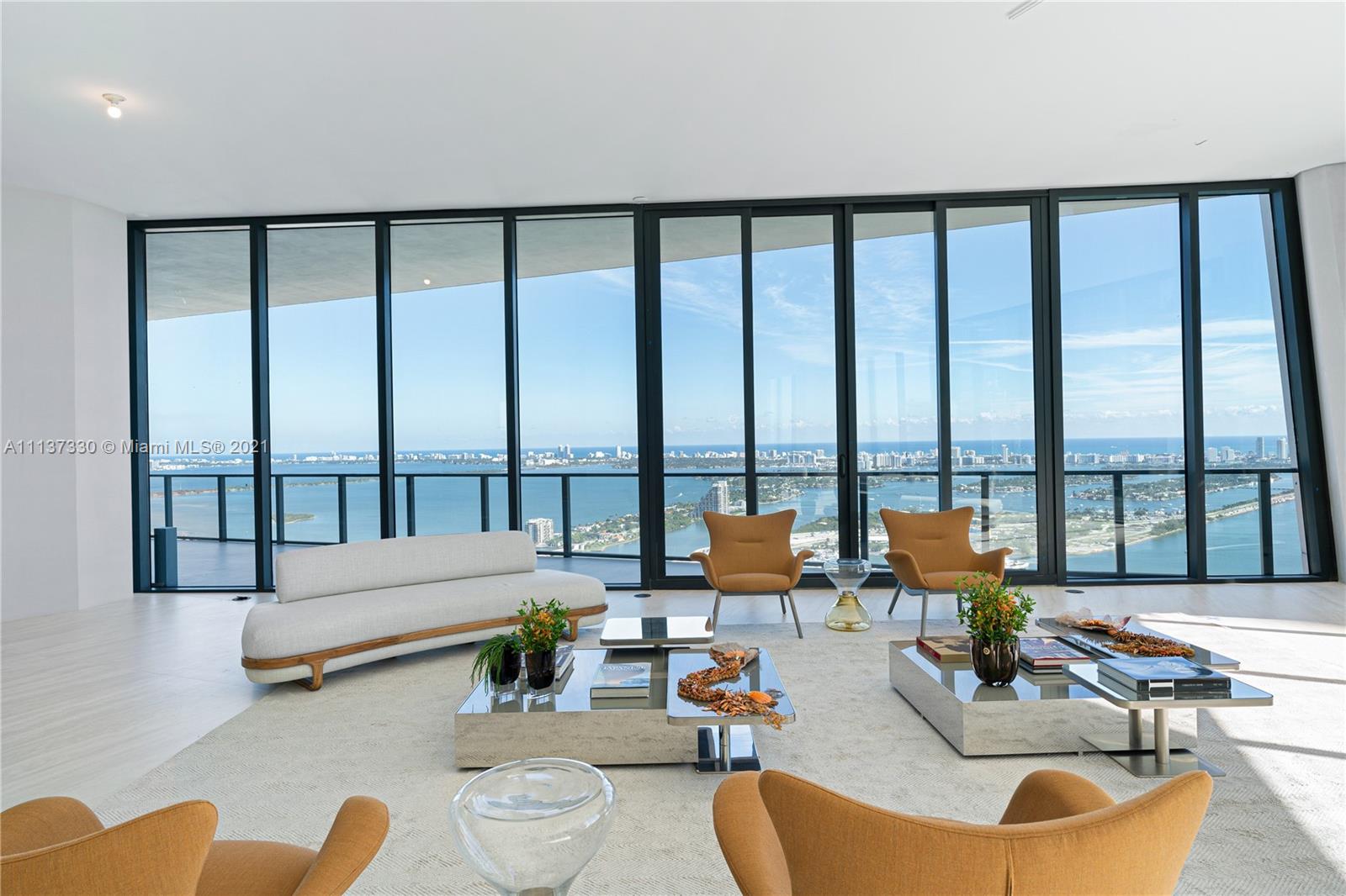 ONE THOUSAND MUSEUM - Residential