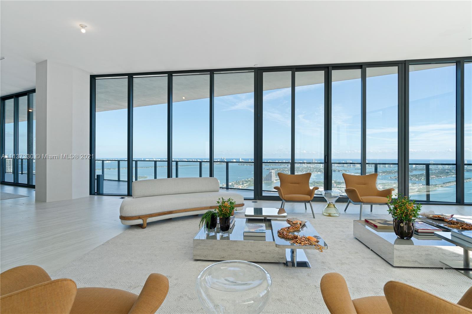 ONE THOUSAND MUSEUM - Residential