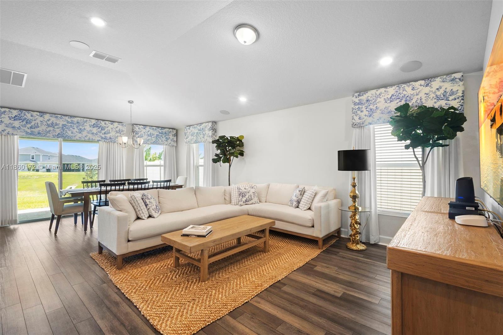 BELLAVIVA PH1 - Residential