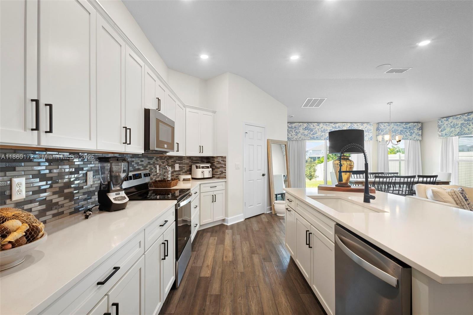 BELLAVIVA PH1 - Residential