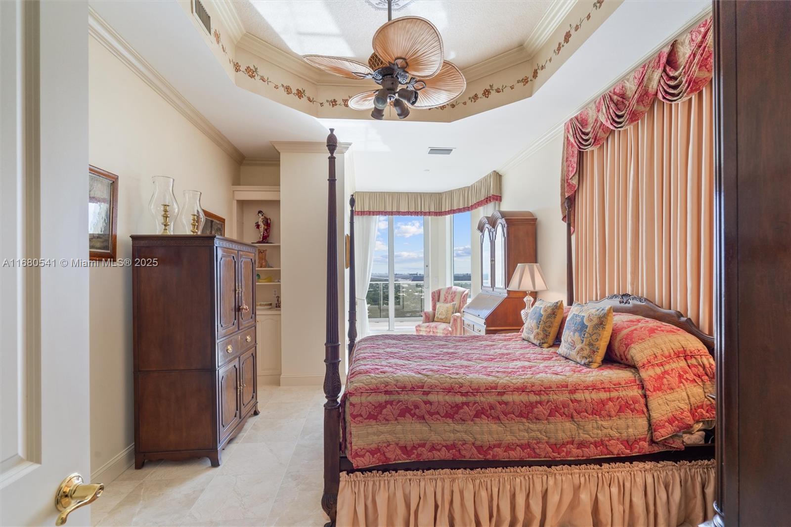 HARBOURAGE PLACE CONDO - Residential