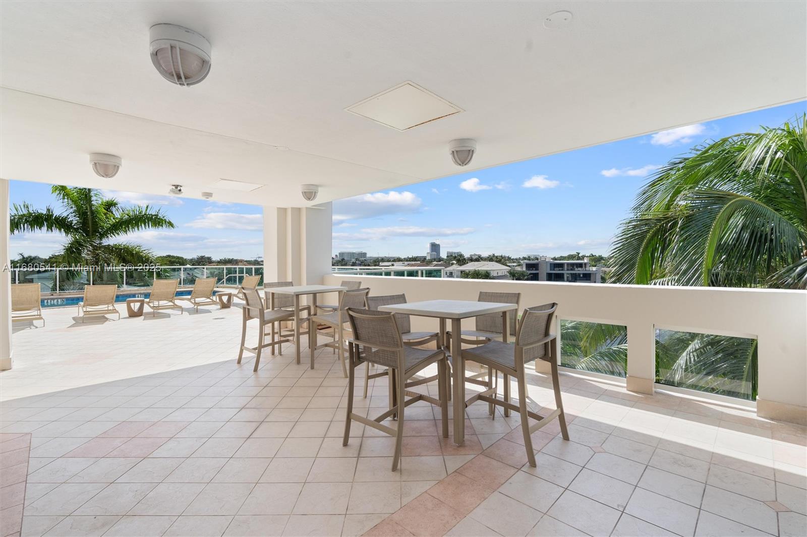 HARBOURAGE PLACE CONDO - Residential
