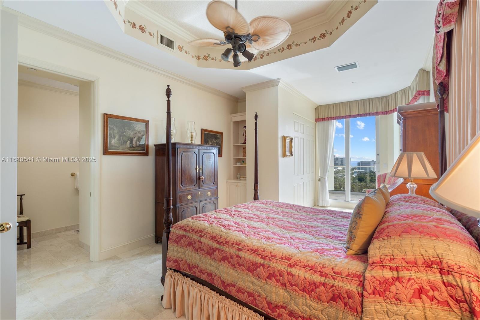 HARBOURAGE PLACE CONDO - Residential
