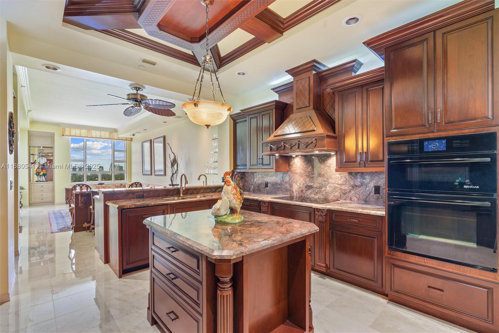 HARBOURAGE PLACE CONDO - Residential