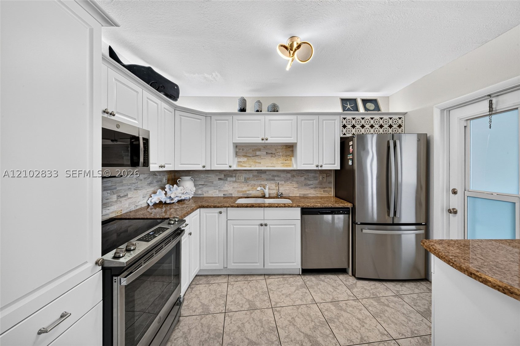 3127 S Ocean Dr 121