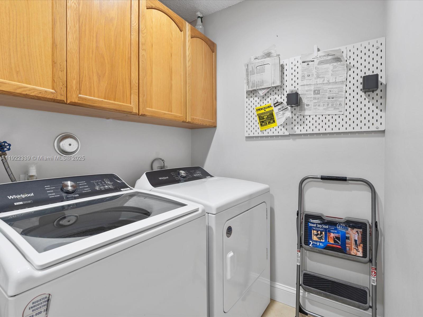 BONAVENTURE LAKES - Residential