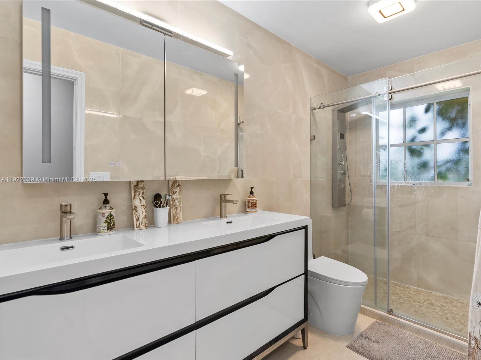 BONAVENTURE LAKES - Residential