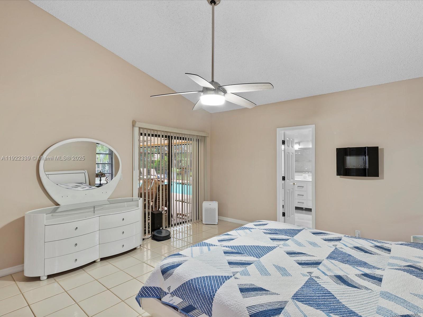 BONAVENTURE LAKES - Residential