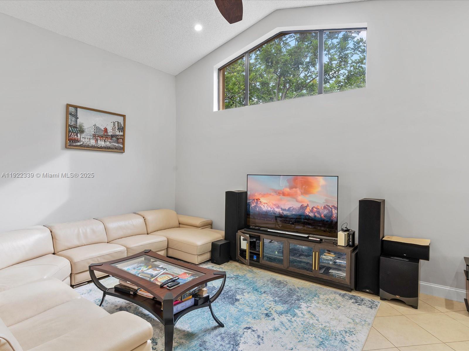 BONAVENTURE LAKES - Residential