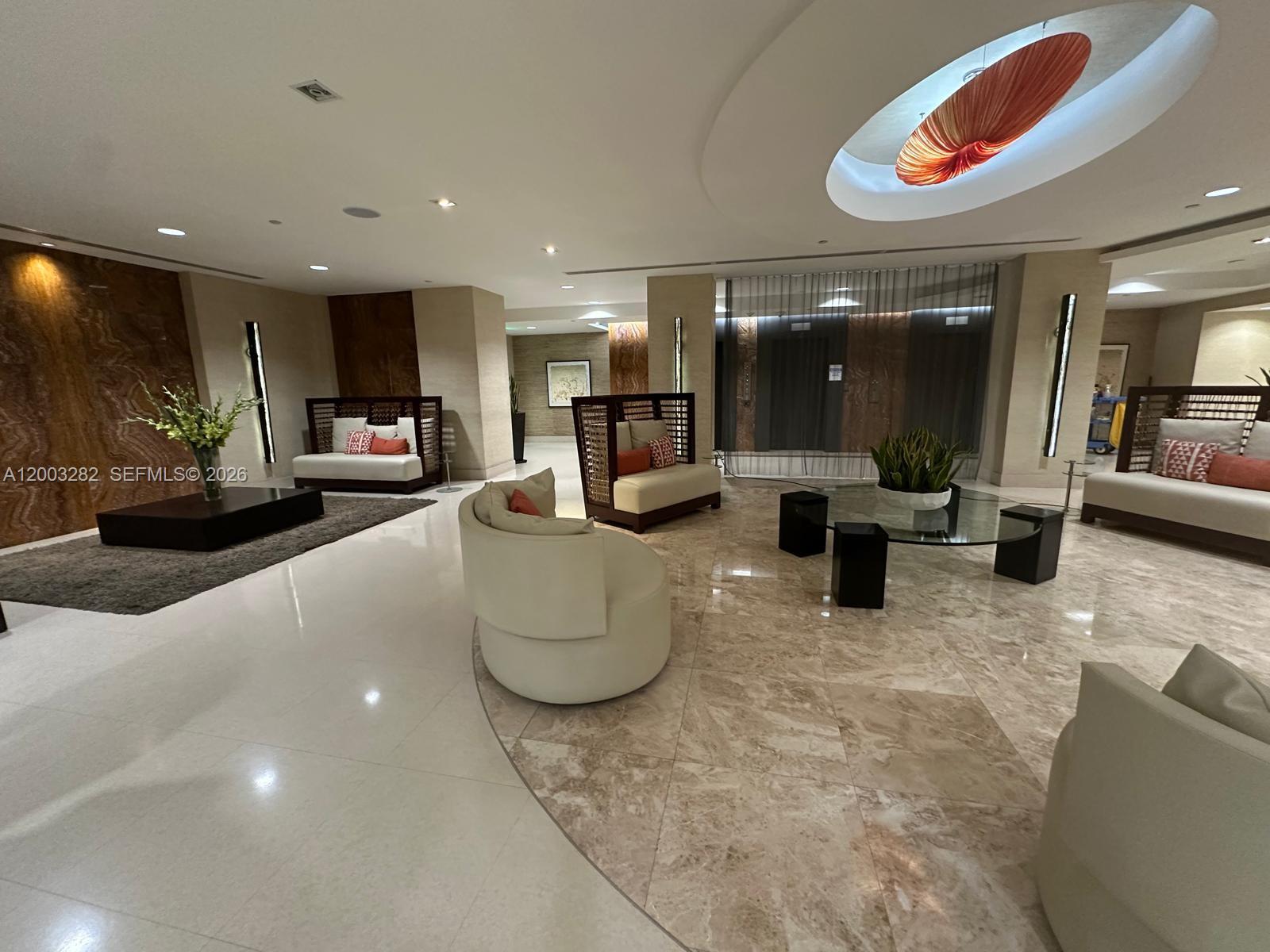 2555 Collins Ave 1805