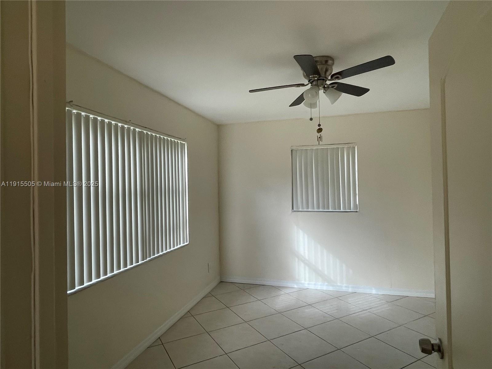 TOWN & COUNTRY ACRES - Residential Lease