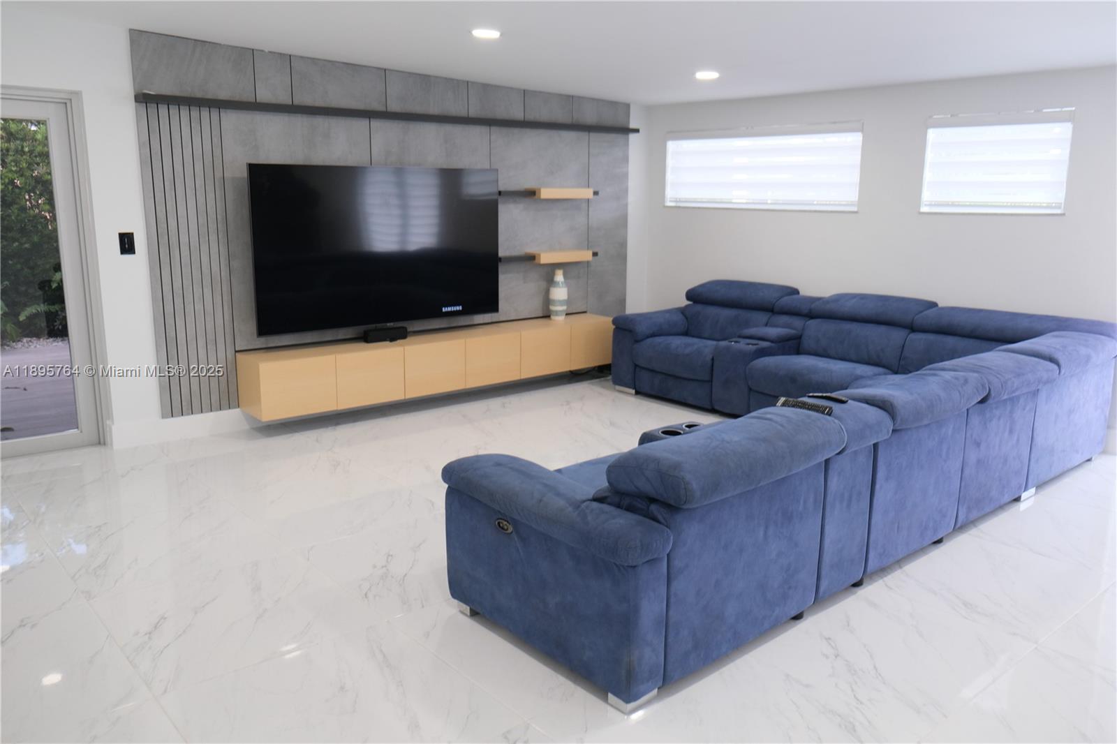 HEFTLER HOMES SEC 1 - Residential Lease