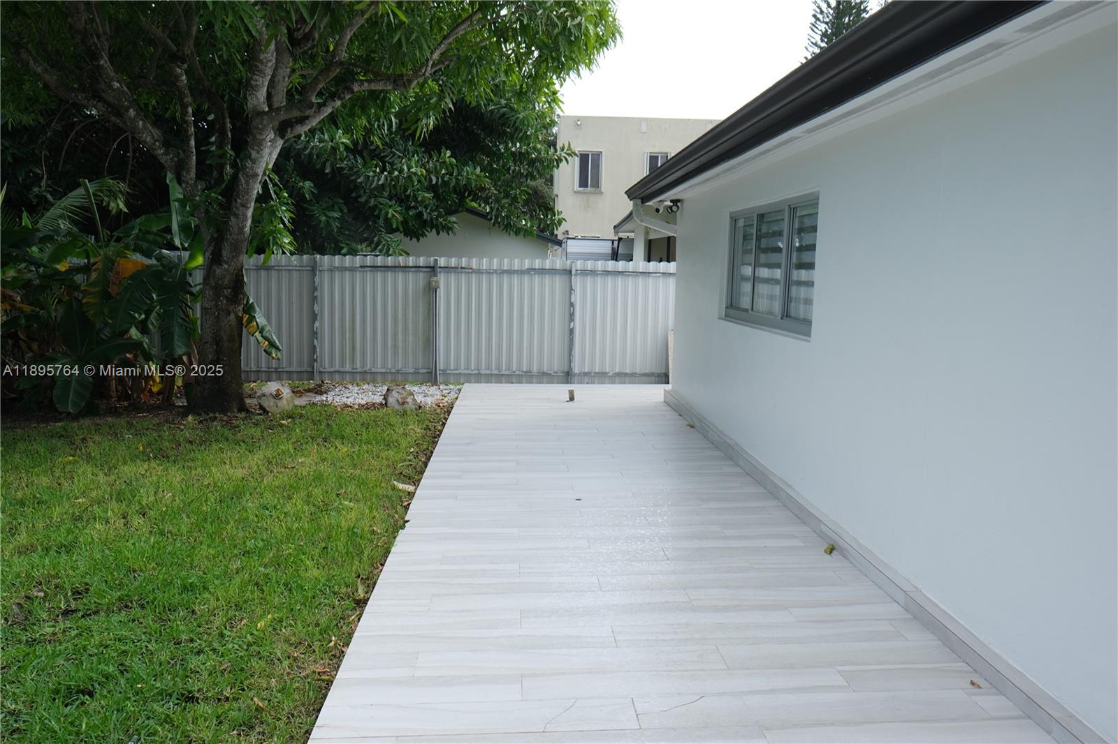 HEFTLER HOMES SEC 1 - Residential Lease