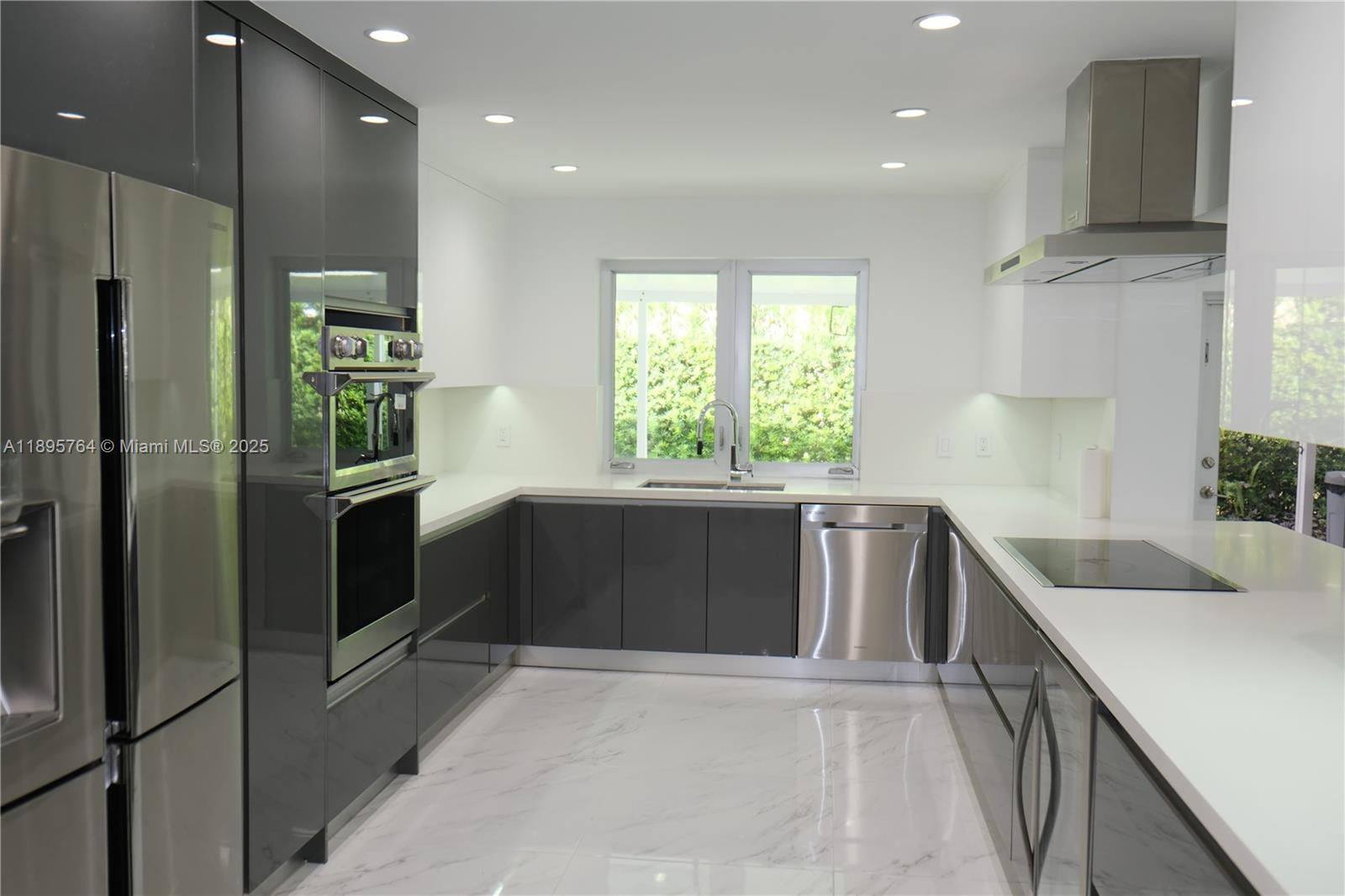 HEFTLER HOMES SEC 1 - Residential Lease