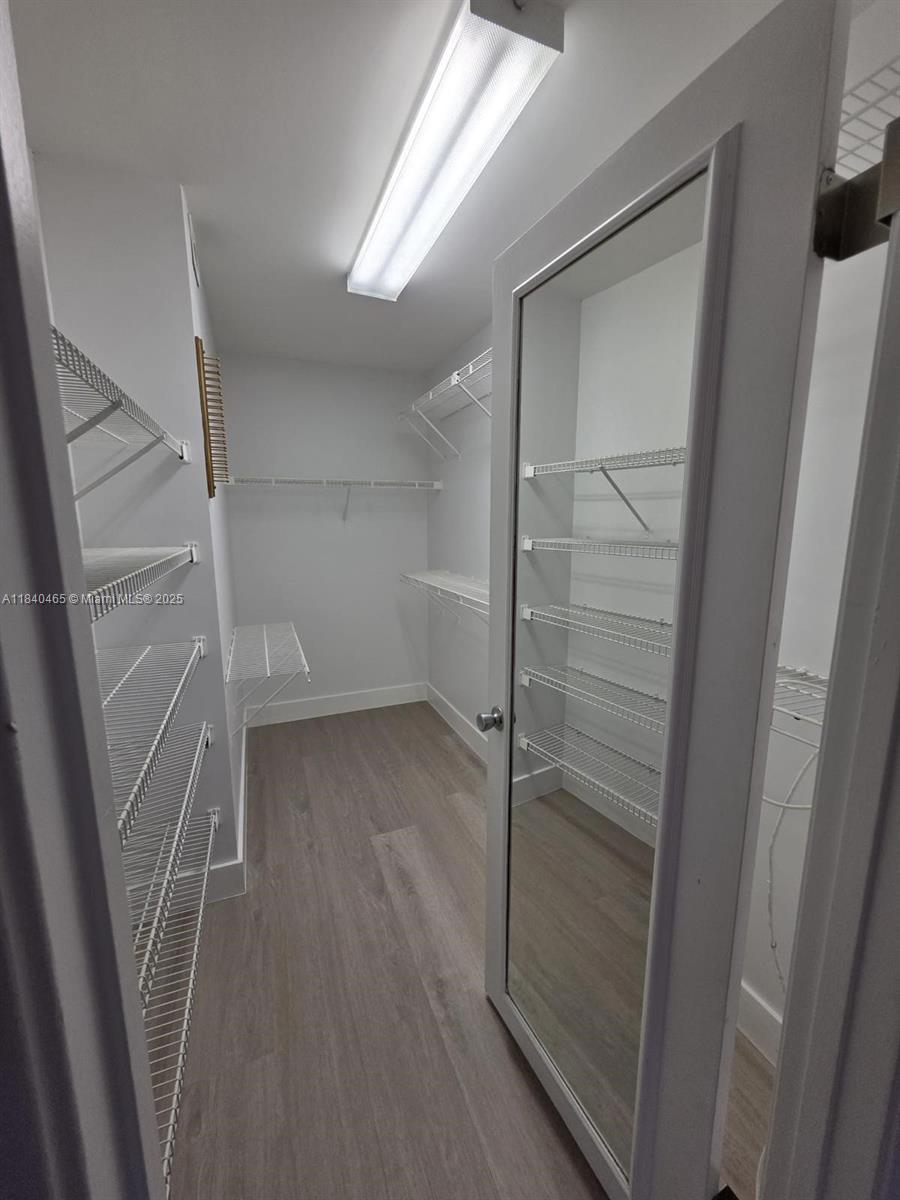 CAMBRIDGE AT CENTURY VILL - Residential