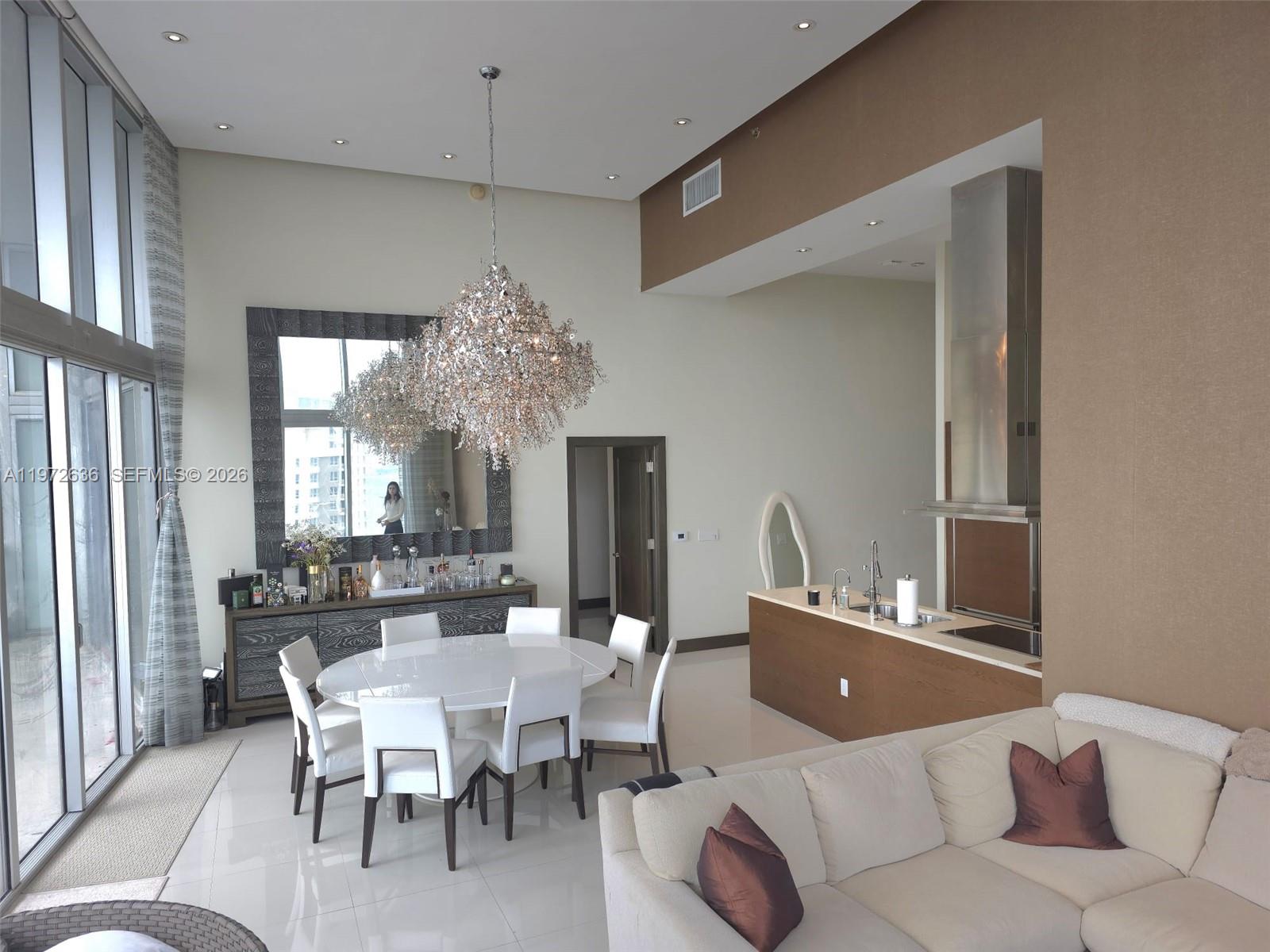 ICON BRICKELL NO TWO - Residential