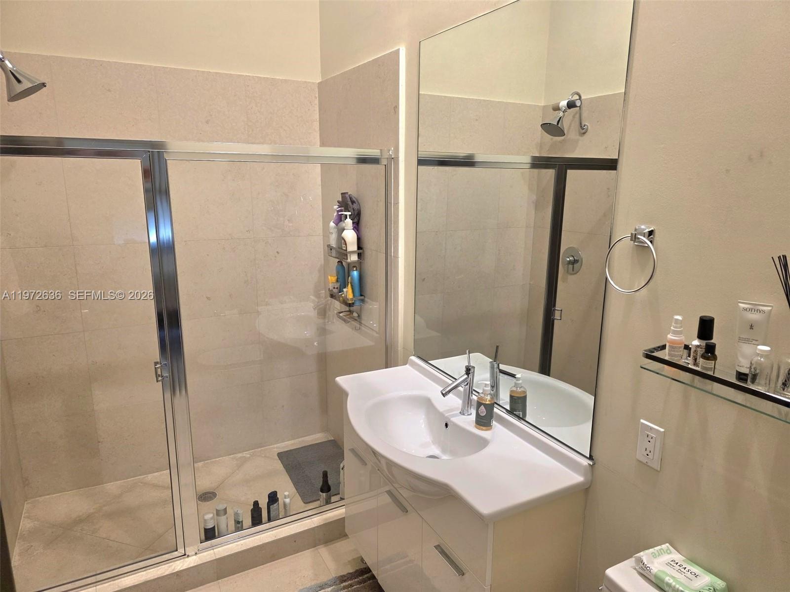 ICON BRICKELL NO TWO - Residential