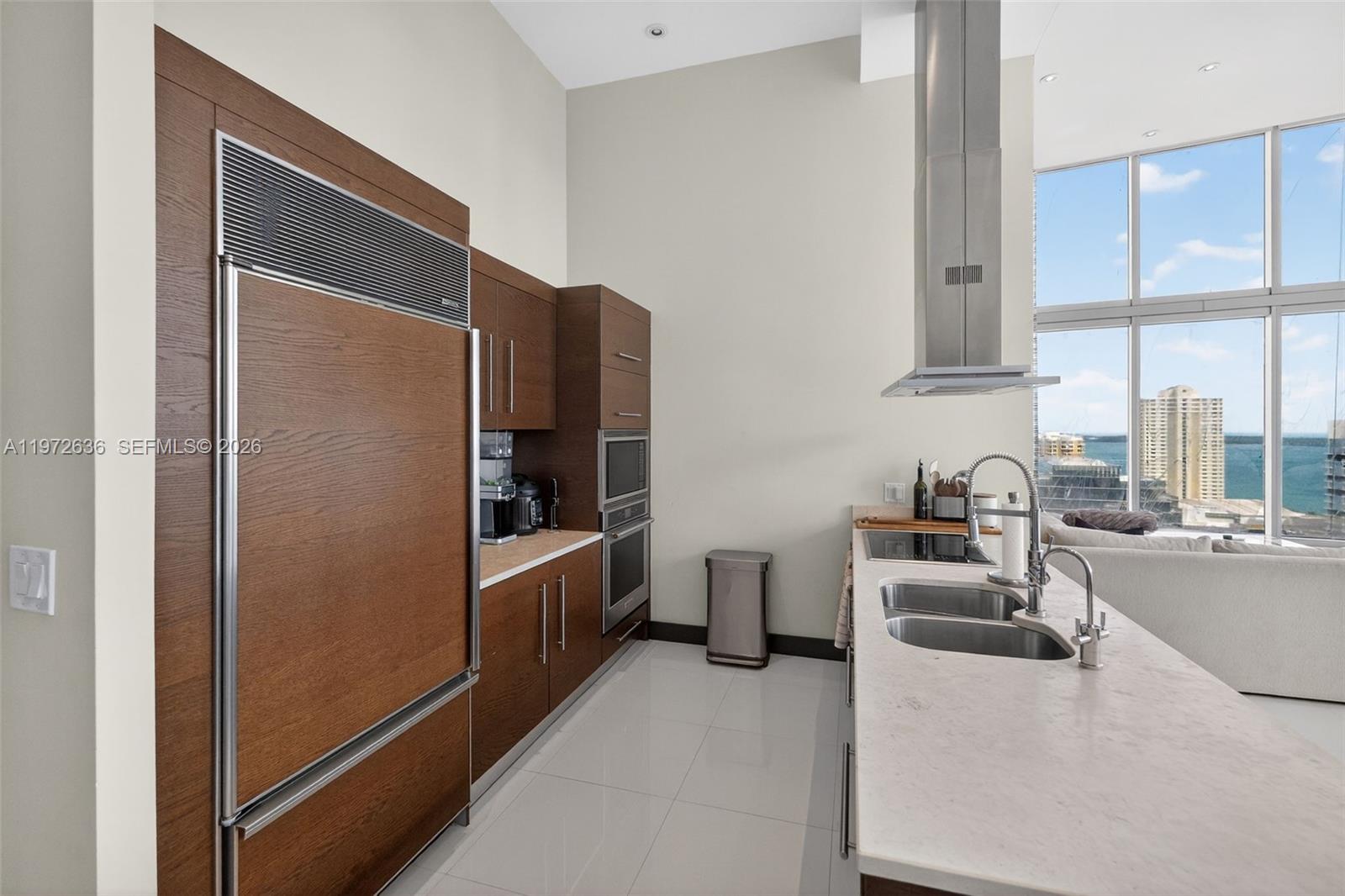 ICON BRICKELL NO TWO - Residential