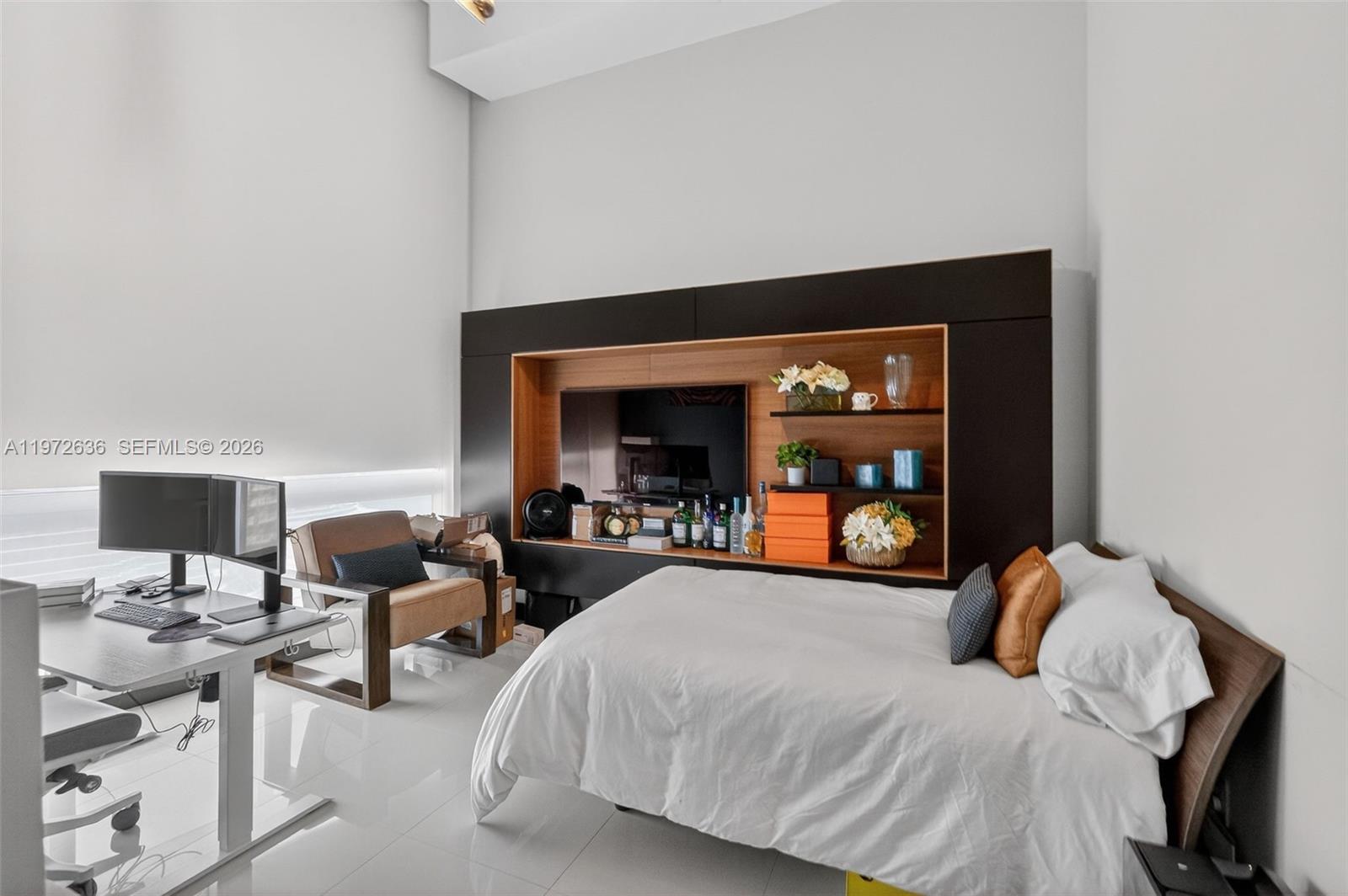 ICON BRICKELL NO TWO - Residential