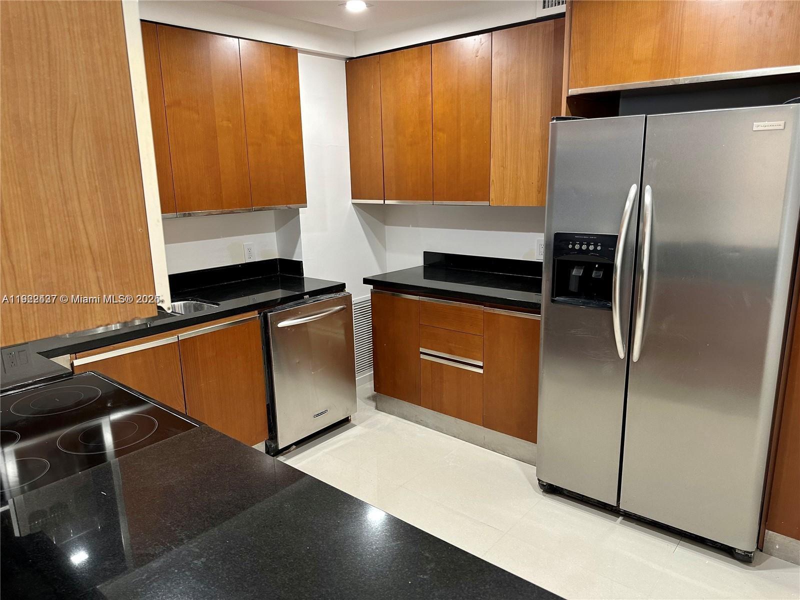 ADMIRALS PORT CONDO WEST - Residential Lease