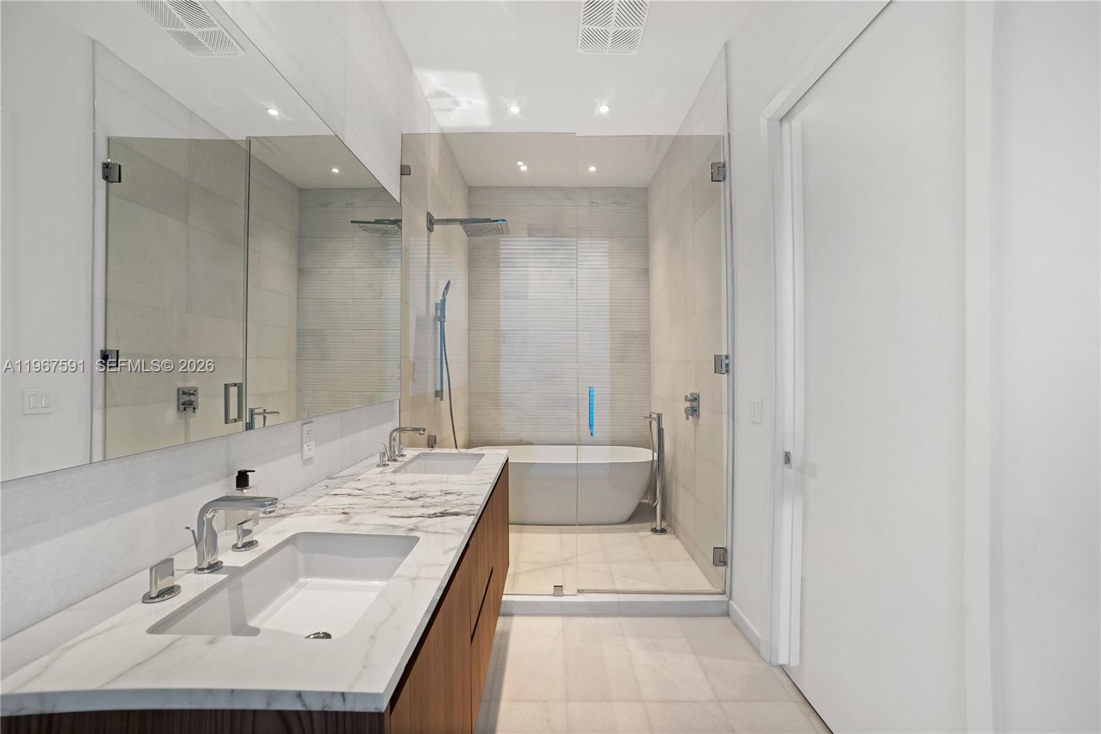 OCEAN BEACH ADD NO 3 - Residential