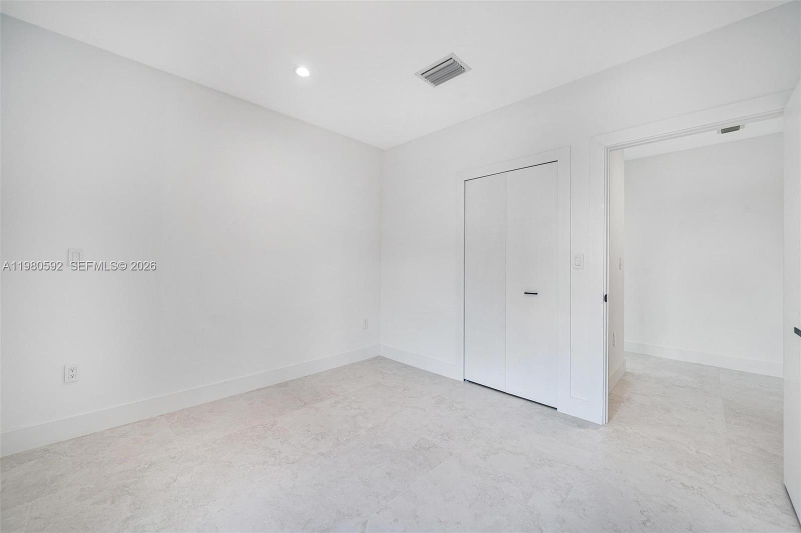 MILLERDALE - Residential