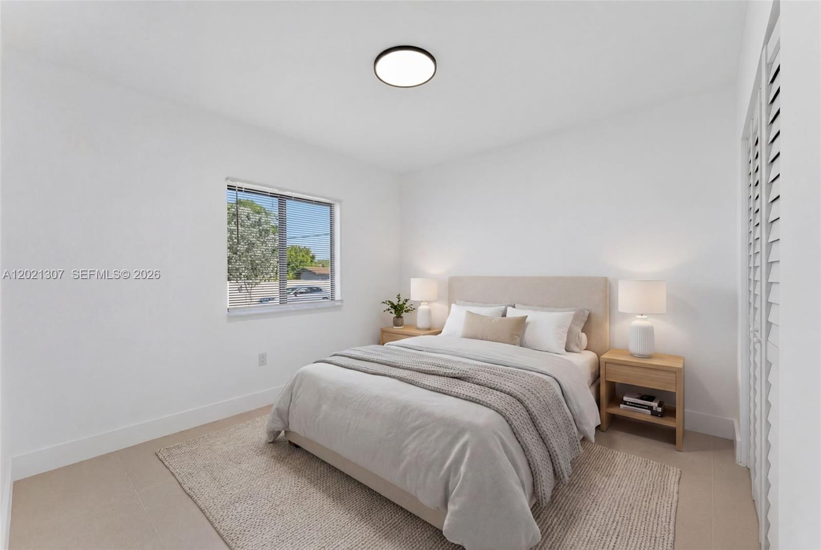 17TH AVE MANOR - Residential Income