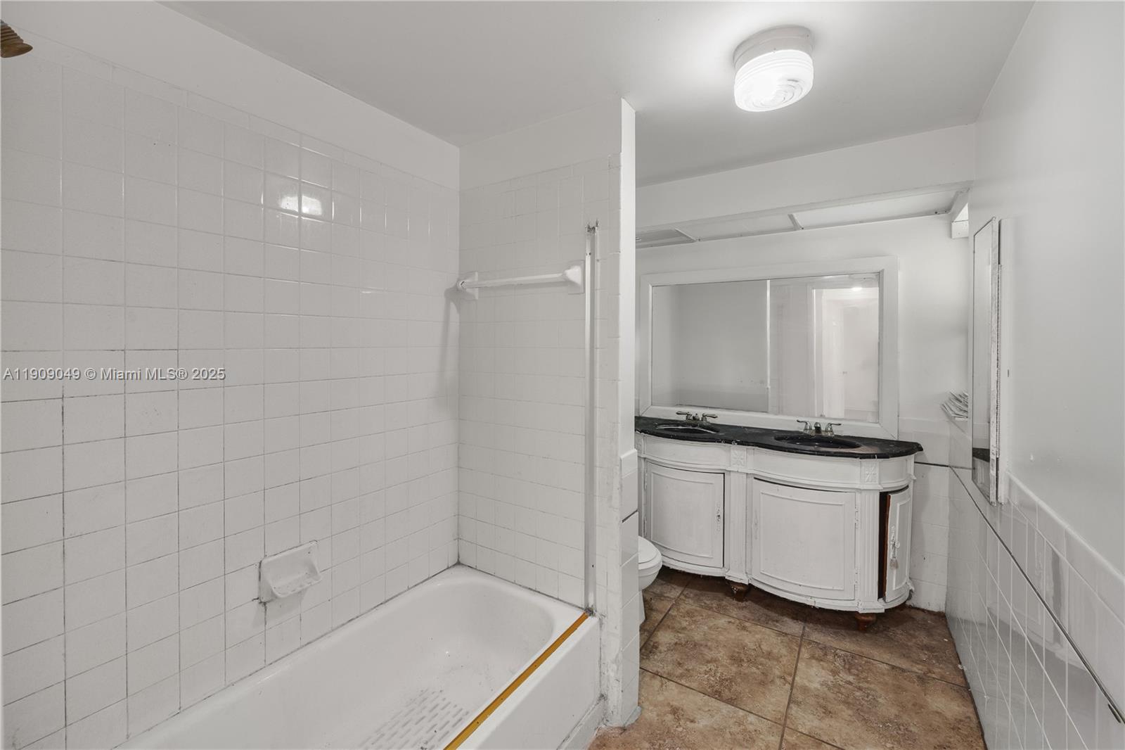 CRESTWOOD SUB UNIT 2 - Residential