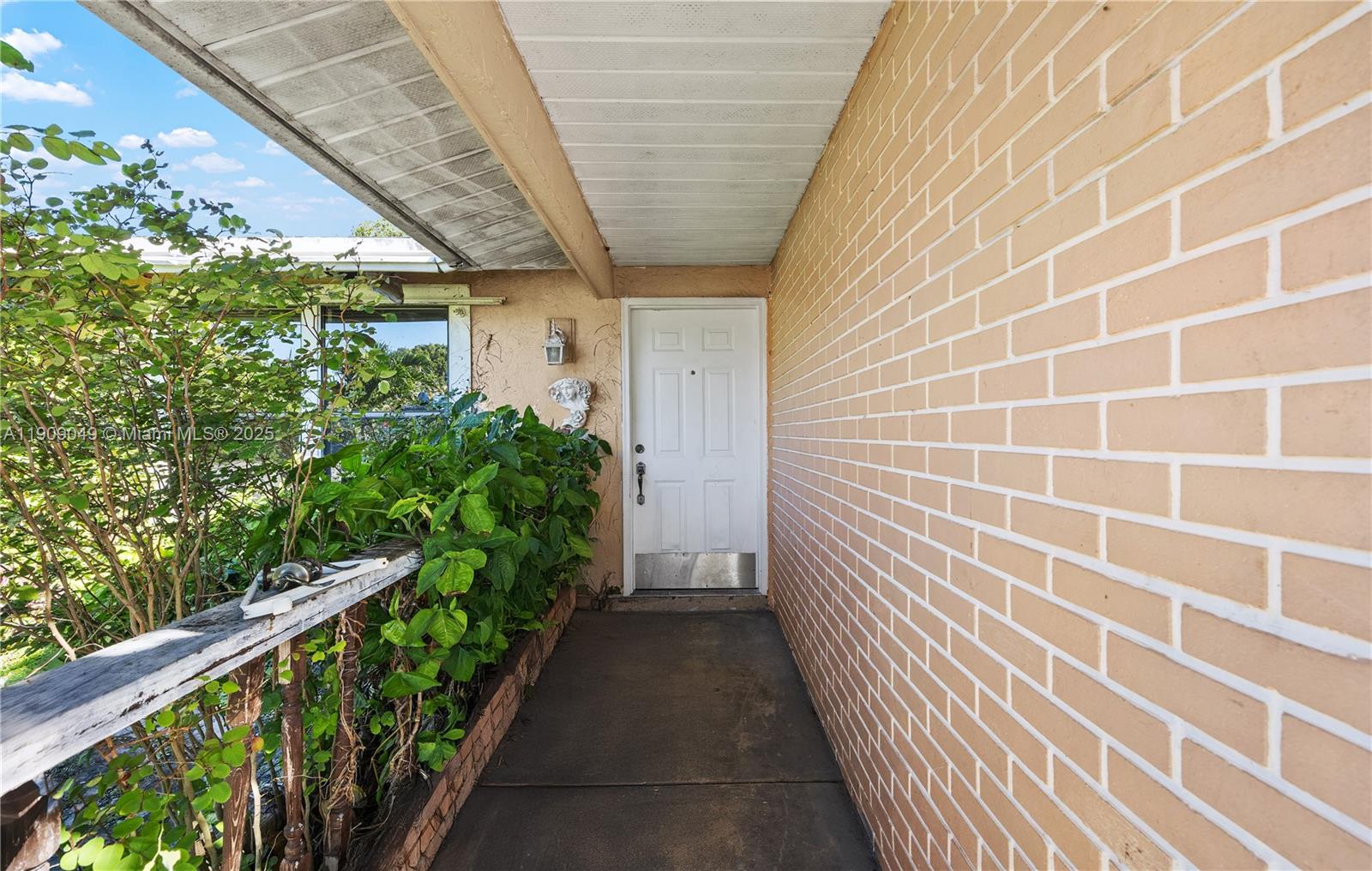 CRESTWOOD SUB UNIT 2 - Residential