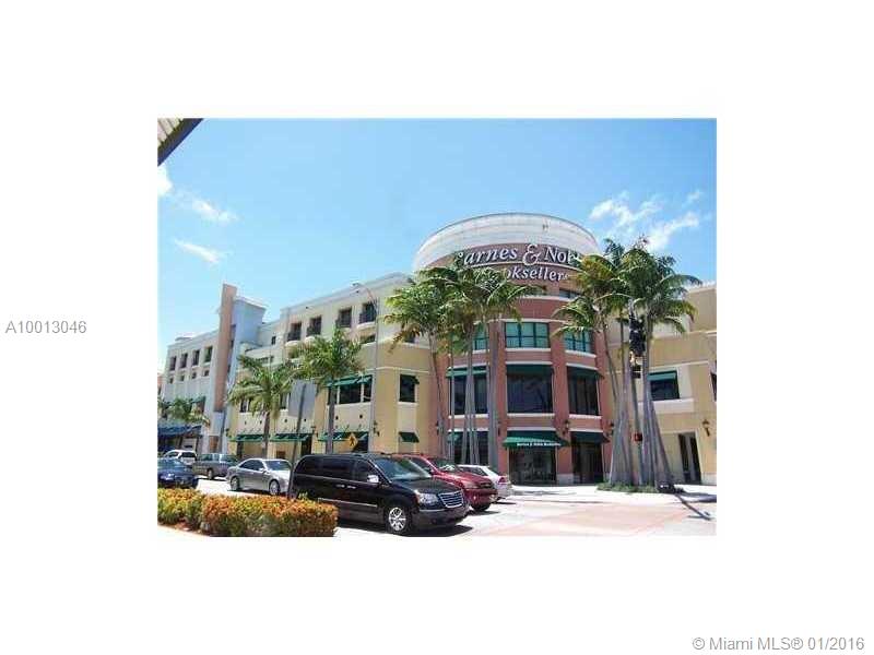 THE RESIDENCES AT SUNSET - Residential Lease