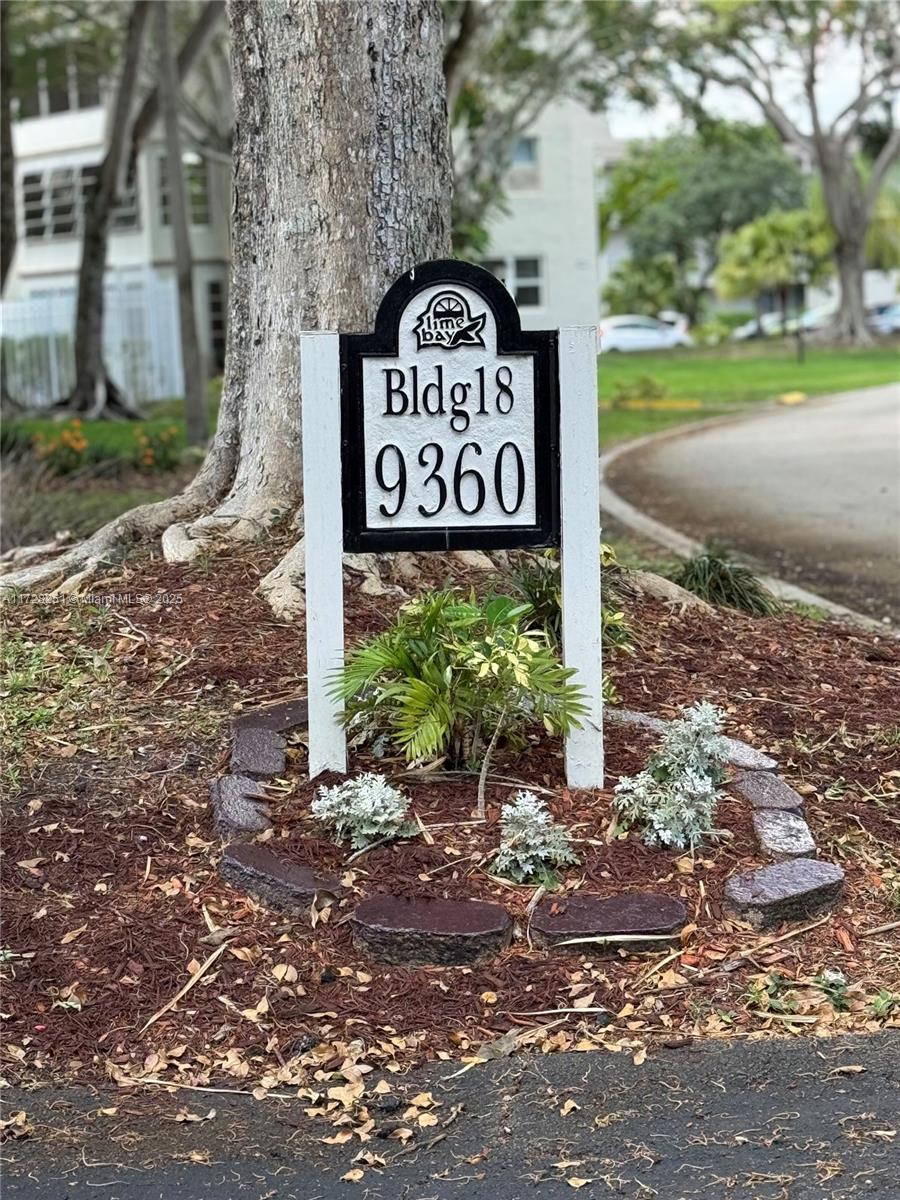 Property for Sale at 9360 Lime Bay Blvd 214, Tamarac, Broward County, Florida - Bedrooms: 1 
Bathrooms: 2  - $65,000