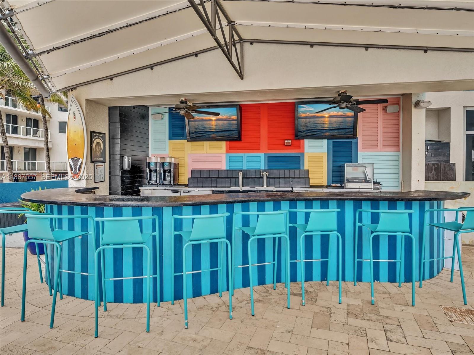 SOLE CONDO - Residential