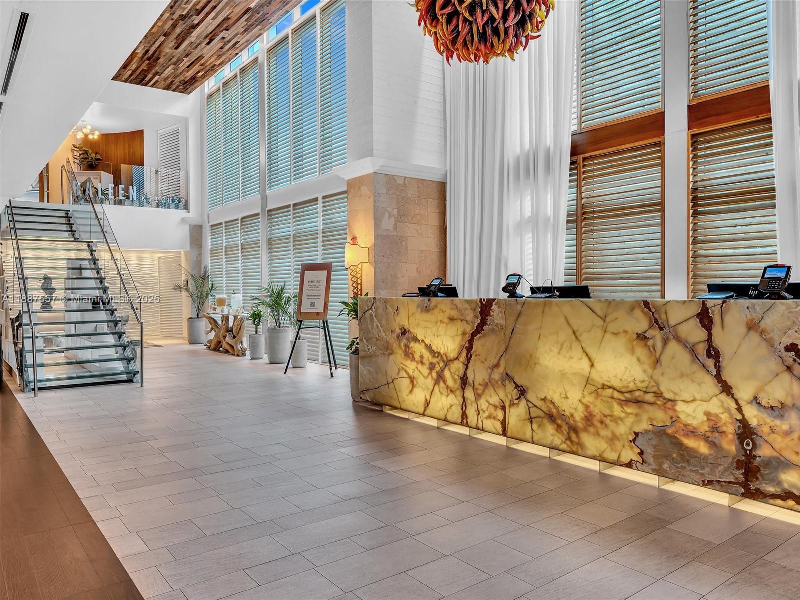 SOLE CONDO - Residential