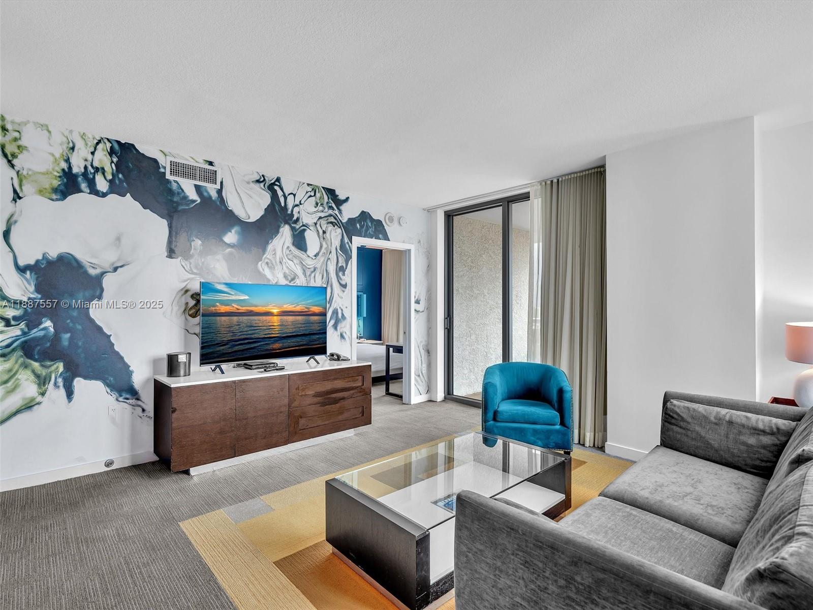 SOLE CONDO - Residential