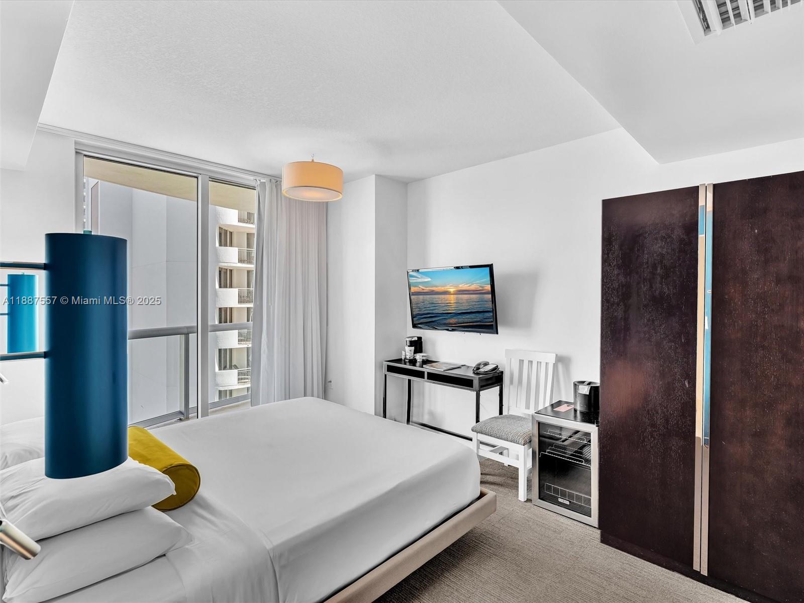 SOLE CONDO - Residential