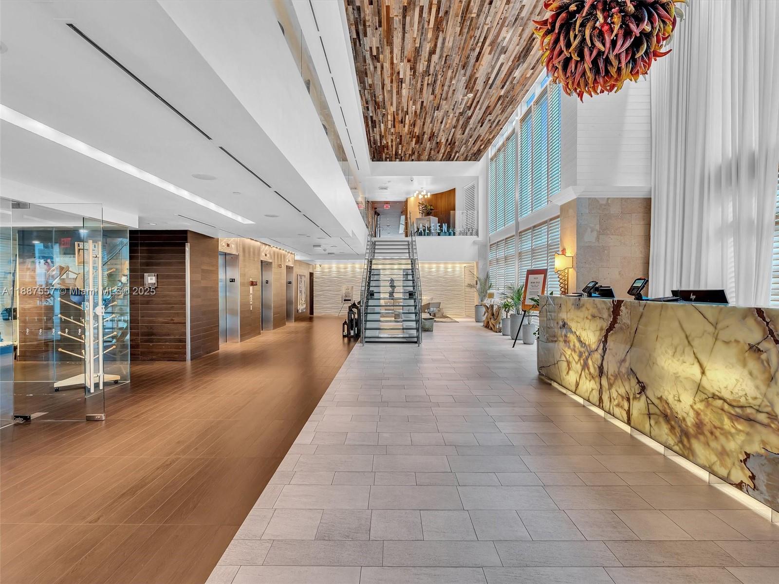 SOLE CONDO - Residential