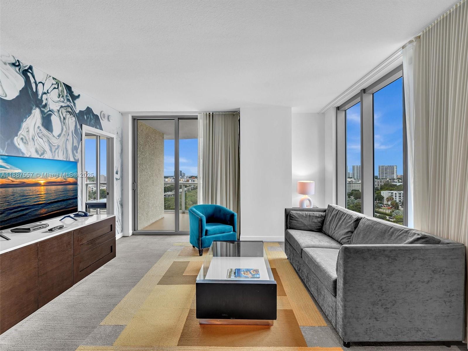 SOLE CONDO - Residential