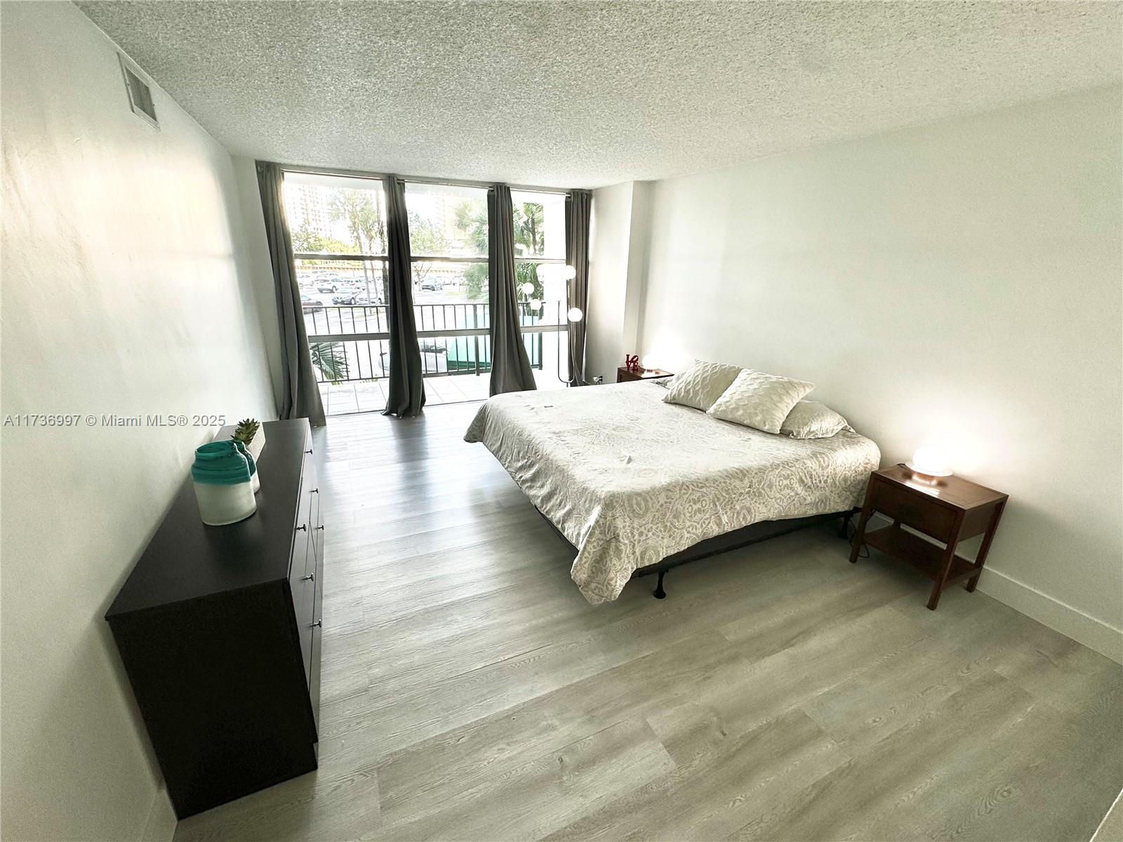 OCEANVIEW PARK CONDO - Residential