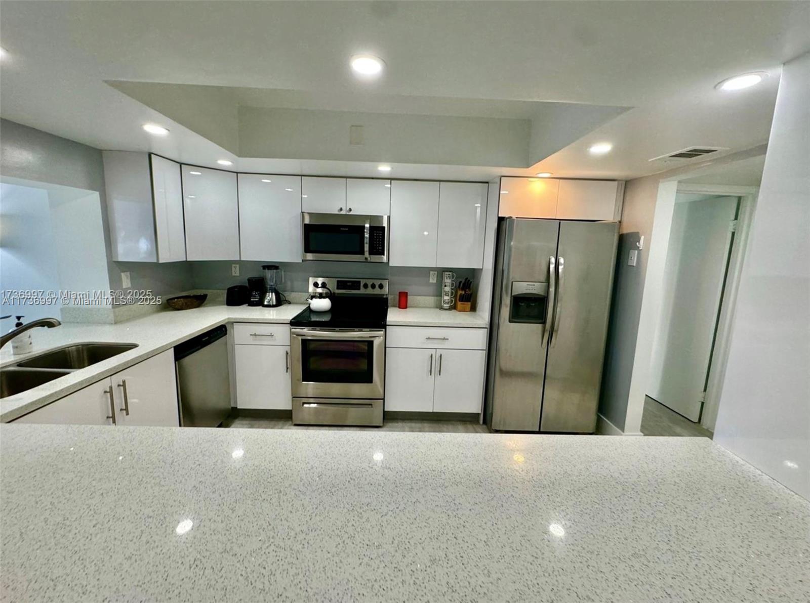 OCEANVIEW PARK CONDO - Residential