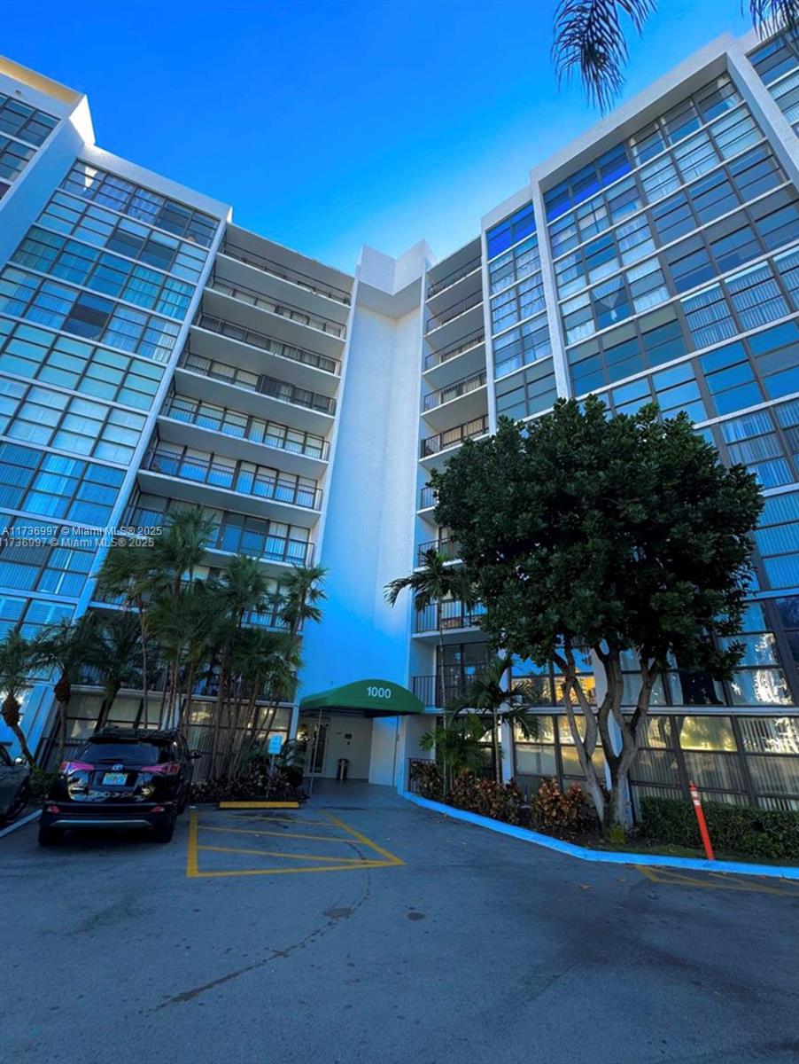 OCEANVIEW PARK CONDO - Residential