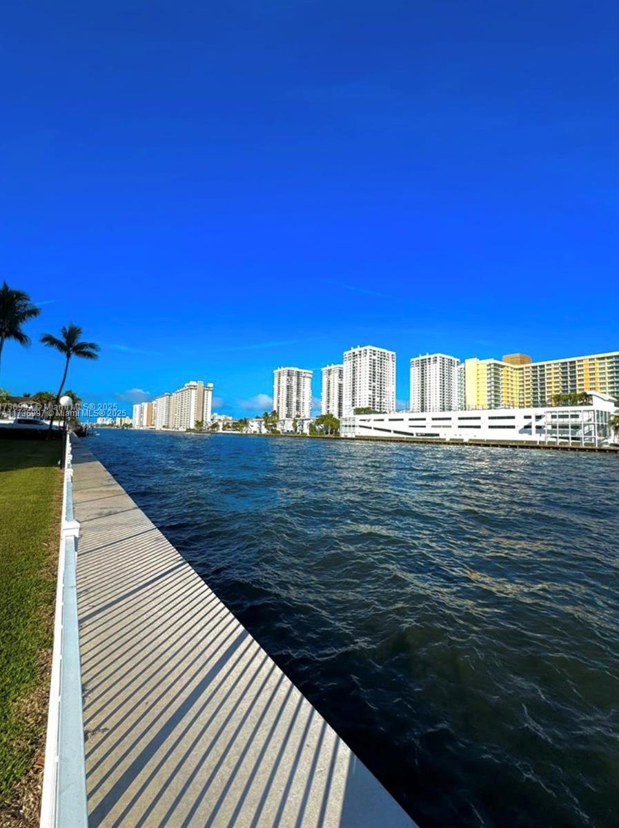 OCEANVIEW PARK CONDO - Residential