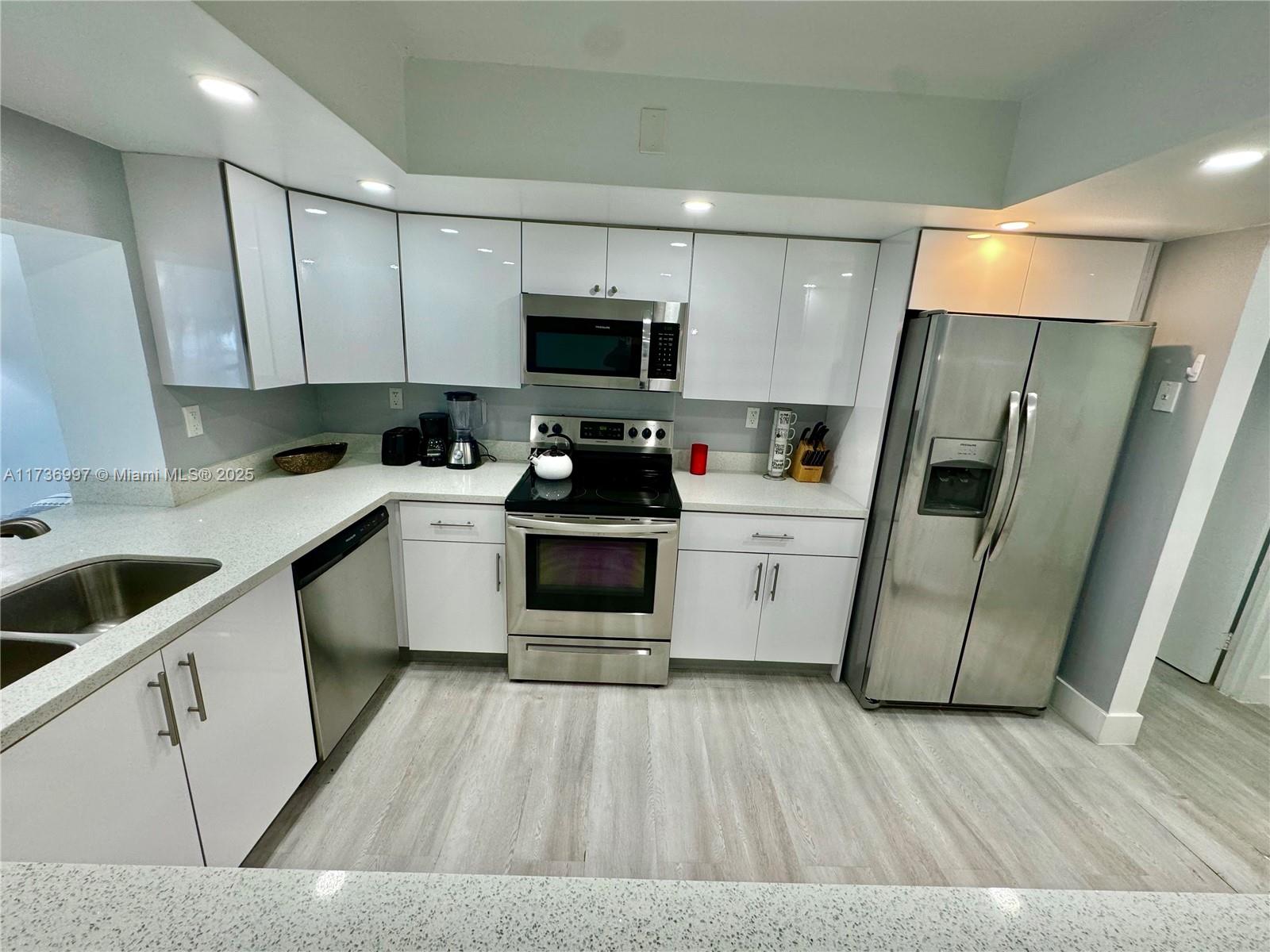 OCEANVIEW PARK CONDO - Residential