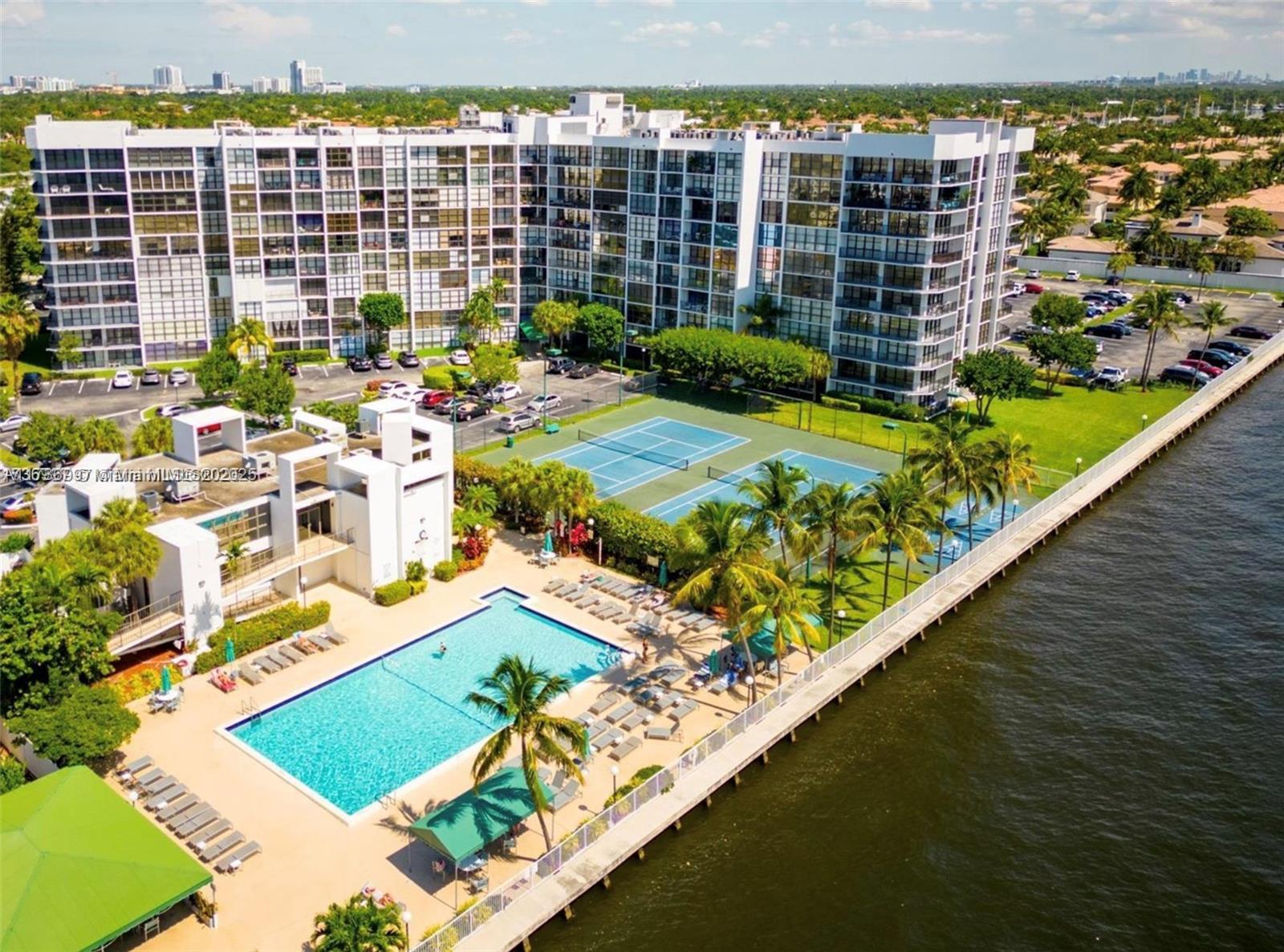 OCEANVIEW PARK CONDO - Residential