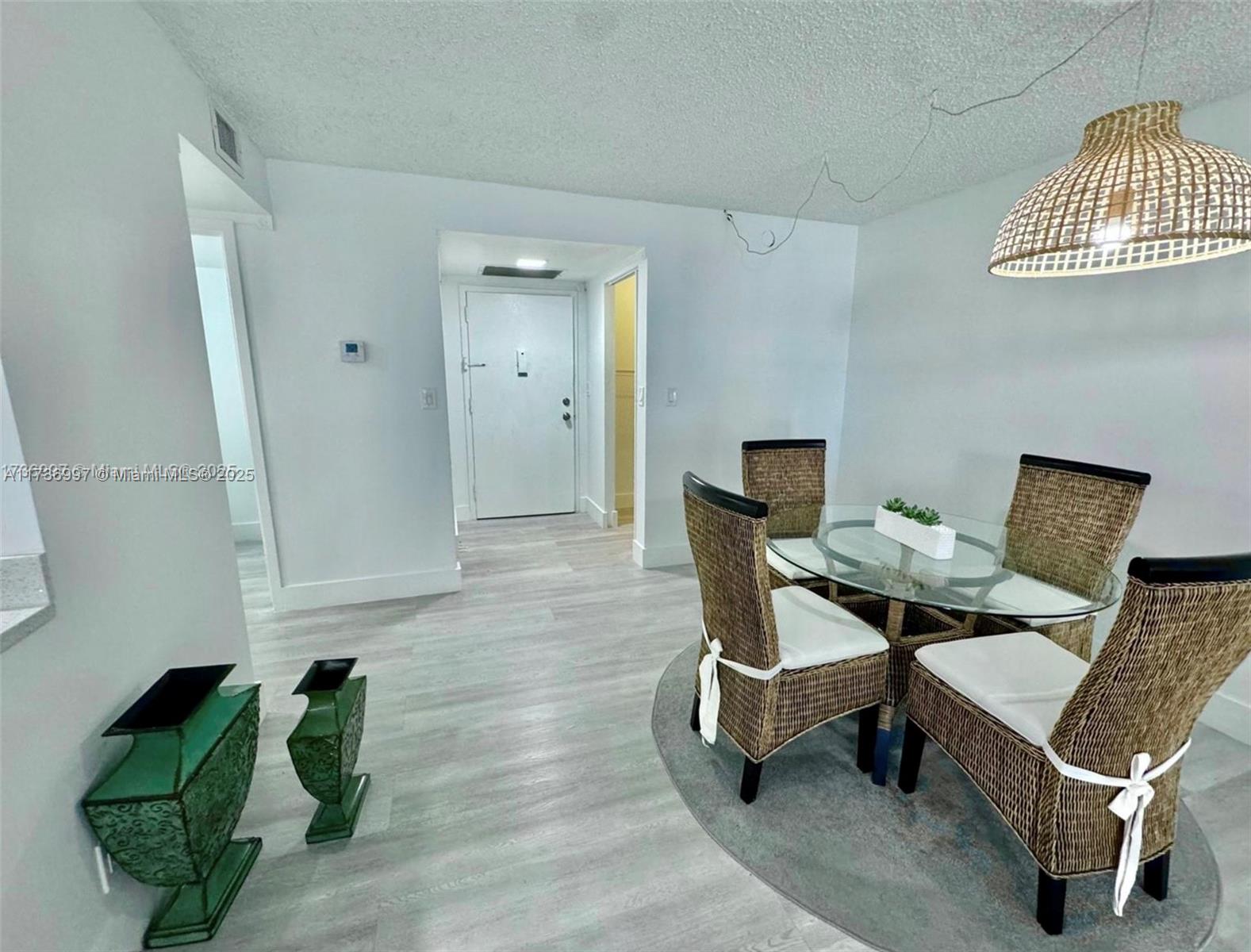 OCEANVIEW PARK CONDO - Residential