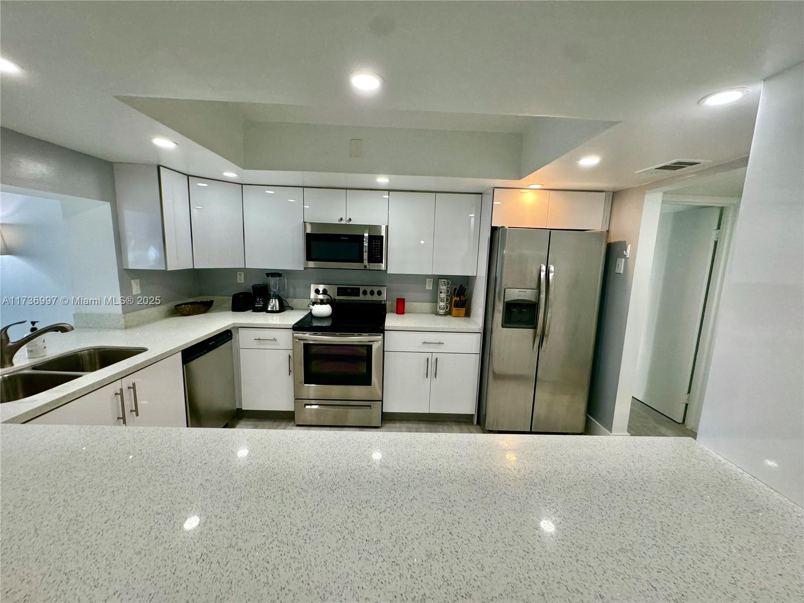 OCEANVIEW PARK CONDO - Residential